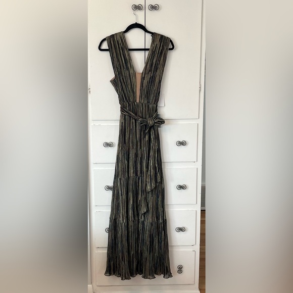 NWT Women’s Metallic High Waist Gown size Medium Nordstrom - Picture 2 of 11